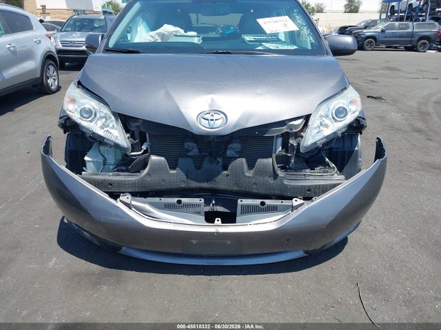 Toyota Sienna Xle 8 Passenger 2017 5TDYZ3DC4HS837616 Image 6