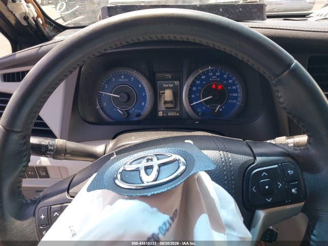 Toyota Sienna Xle 8 Passenger 2017 5TDYZ3DC4HS837616 Image 7