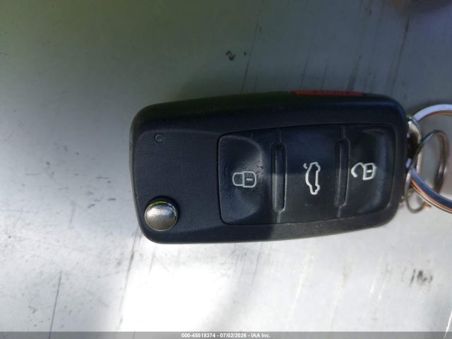 WVGAV3AX6EW553089 Volkswagen TIGUAN SE