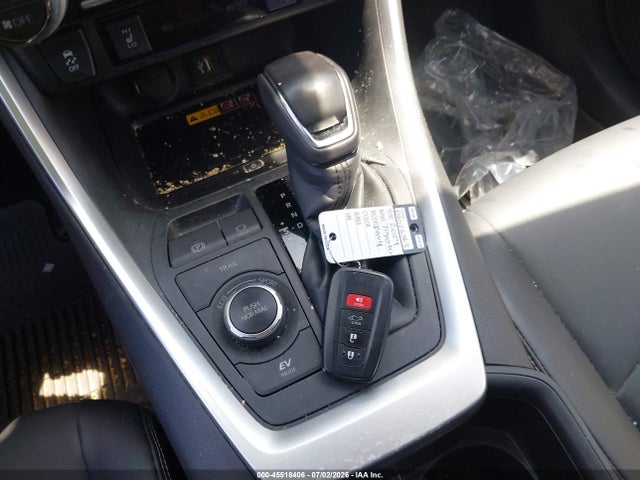 JTMB6RFV7RD143886 Toyota Rav4 Hybrid Xle Premium