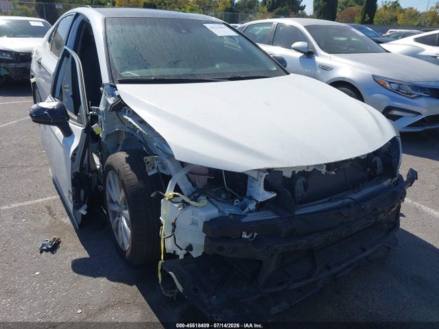 Toyota CAMRY LE 2020 4T1C11AK9LU957591 Image 6