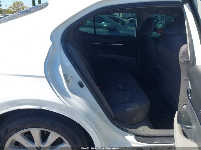 Toyota CAMRY LE 2020 4T1C11AK9LU957591 Image 8
