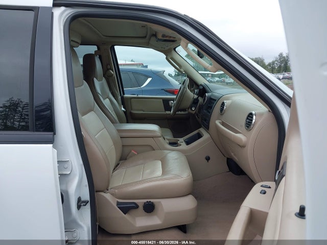 45518421 :رقم المزاد ، 1FMFU18L74LB58984 vin ، 2004 Ford Expedition Eddie Bauer مزاد بيع