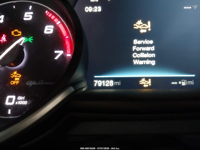 2017 Alfa Romeo Giulia Ti Rwd მანქანა იყიდება აუქციონზე, vin: ZARFAECN4H7538740, აუქციონის ნომერი: 45518426
