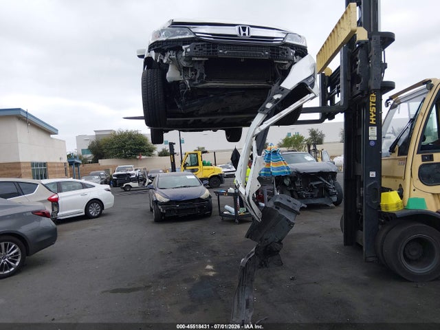 1HGCR2F51HA285591 Honda Accord Sport