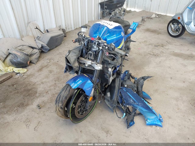 JS1DM11BXH2100984 Suzuki GSX-R1000