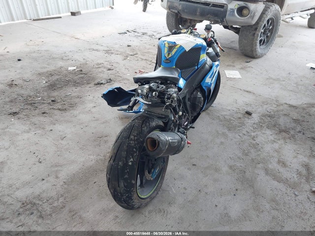 JS1DM11BXH2100984 Suzuki GSX-R1000