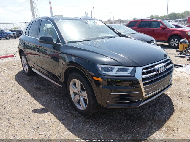 45518511 :رقم المزاد ، WA1BNAFY2J2045602 vin ، 2018 Audi Q5 2.0t Premium/2.0t Tech Premium مزاد بيع