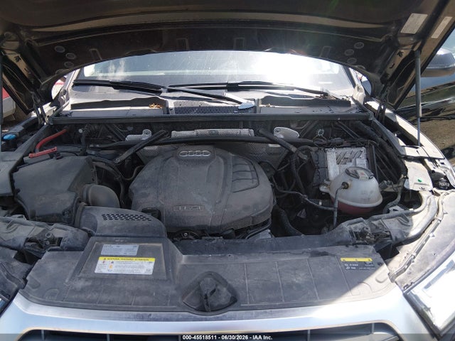45518511 :رقم المزاد ، WA1BNAFY2J2045602 vin ، 2018 Audi Q5 2.0t Premium/2.0t Tech Premium مزاد بيع