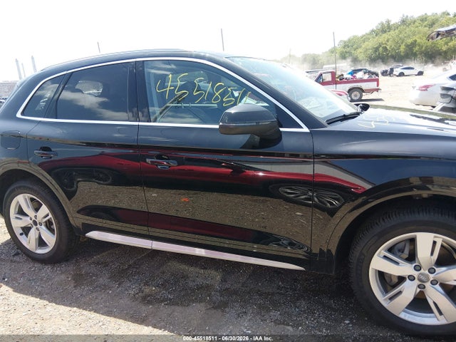 45518511 :رقم المزاد ، WA1BNAFY2J2045602 vin ، 2018 Audi Q5 2.0t Premium/2.0t Tech Premium مزاد بيع