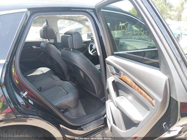 45518511 :رقم المزاد ، WA1BNAFY2J2045602 vin ، 2018 Audi Q5 2.0t Premium/2.0t Tech Premium مزاد بيع