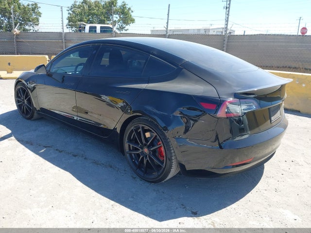 Tesla Model 3 Long Range Dual Motor All-wheel Drive 2021 5YJ3E1EB0MF073665 Image 3