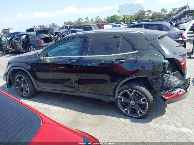 45518581 :رقم المزاد ، WDCTG4GB0KJ589713 vin ، 2019 Mercedes-benz Gla 250 4matic مزاد بيع