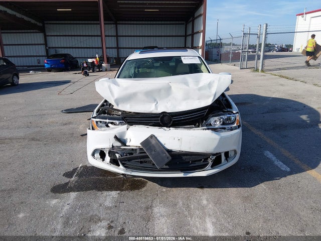 2014 Volkswagen Jetta 1.8t Se მანქანა იყიდება აუქციონზე, vin: 3VWD07AJ4EM322899, აუქციონის ნომერი: 45518653
