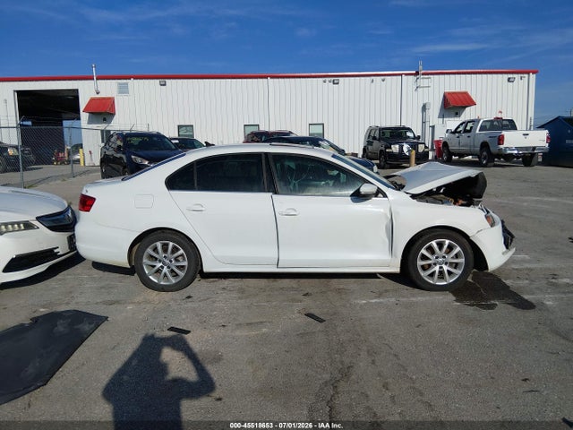 2014 Volkswagen Jetta 1.8t Se მანქანა იყიდება აუქციონზე, vin: 3VWD07AJ4EM322899, აუქციონის ნომერი: 45518653