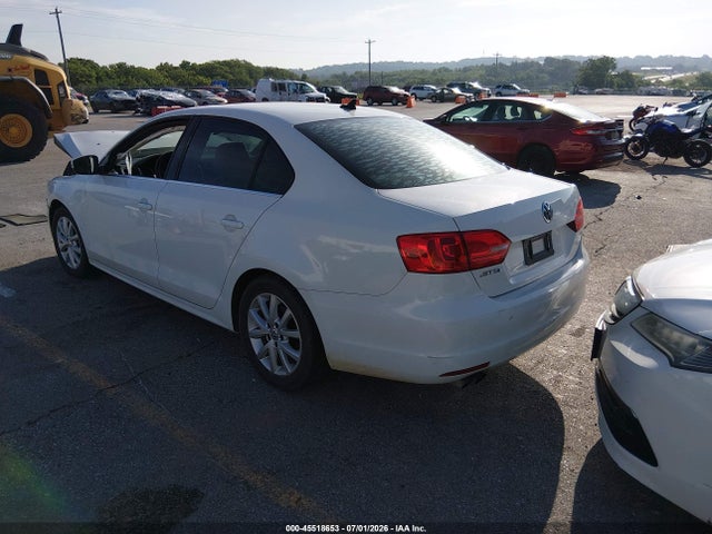 2014 Volkswagen Jetta 1.8t Se მანქანა იყიდება აუქციონზე, vin: 3VWD07AJ4EM322899, აუქციონის ნომერი: 45518653