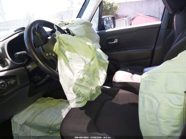 ZACCJABB8JPH78184 Jeep Renegade Altitude Fwd