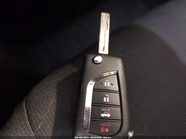 Продажа на аукционе авто 2021 Toyota Corolla Le, vin: JTDEPMAE7MJ180984, номер лота: 45518670