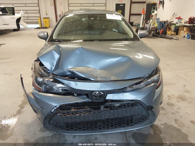 Продажа на аукционе авто 2021 Toyota Corolla Le, vin: JTDEPMAE7MJ180984, номер лота: 45518670