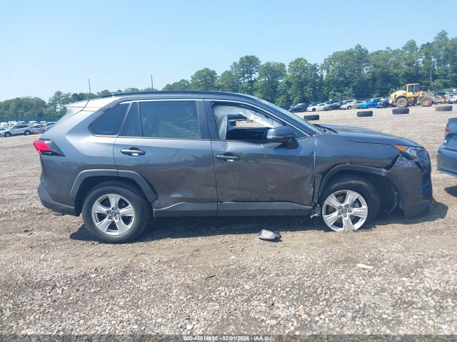 2020 Toyota Rav4 Xle მანქანა იყიდება აუქციონზე, vin: 2T3P1RFV5LC064166, აუქციონის ნომერი: 45518690
