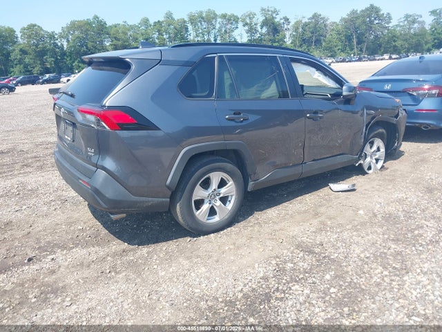 2020 Toyota Rav4 Xle მანქანა იყიდება აუქციონზე, vin: 2T3P1RFV5LC064166, აუქციონის ნომერი: 45518690