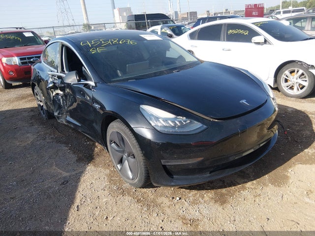 Продаж на аукціоні авто 2018 Tesla Model 3 Long Range/mid Range, vin: 5YJ3E1EA9JF011443, номер лоту: 45518695