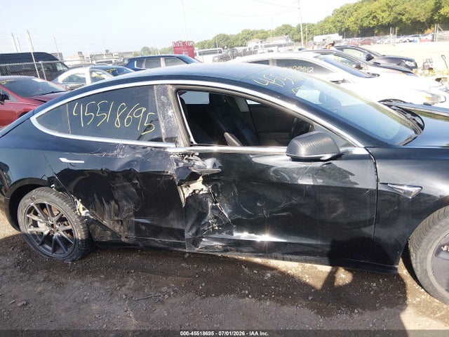 Продаж на аукціоні авто 2018 Tesla Model 3 Long Range/mid Range, vin: 5YJ3E1EA9JF011443, номер лоту: 45518695