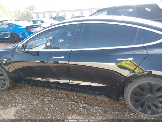 Продаж на аукціоні авто 2018 Tesla Model 3 Long Range/mid Range, vin: 5YJ3E1EA9JF011443, номер лоту: 45518695