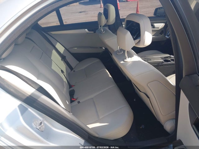 Продаж на аукціоні авто 2013 Mercedes-benz C 250 Sport, vin: WDDGF4HB8DR275925, номер лоту: 45518709