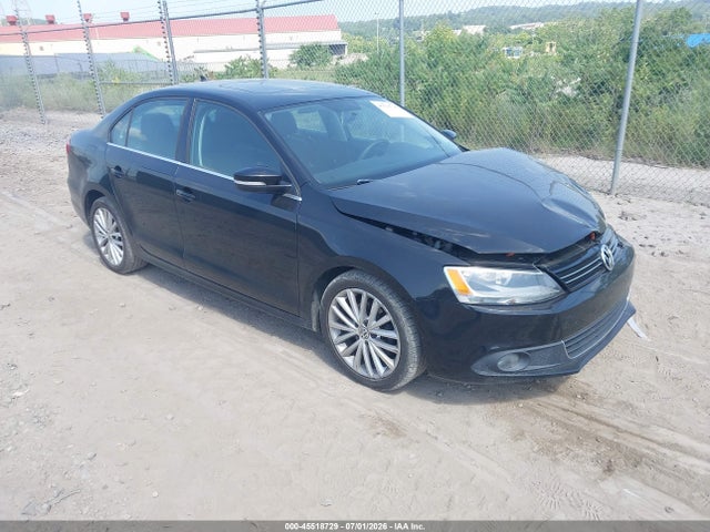 2013 Volkswagen Jetta 2.5l Sel მანქანა იყიდება აუქციონზე, vin: 3VWLP7AJ6DM367901, აუქციონის ნომერი: 45518729