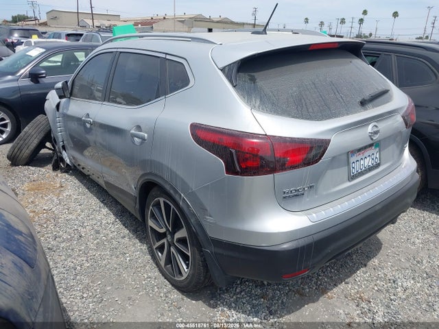 JN1BJ1CP9HW015483 Nissan Rogue Sport Sl