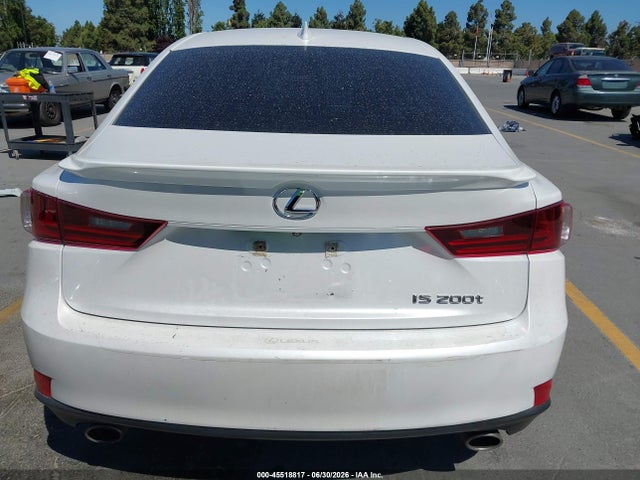 Lexus IS 200T 2016 JTHBA1D22G5025842 Image 16
