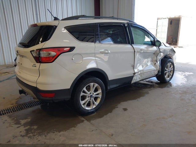 Ford ESCAPE SE 2018 1FMCU9GD6JUB43409 Image 4