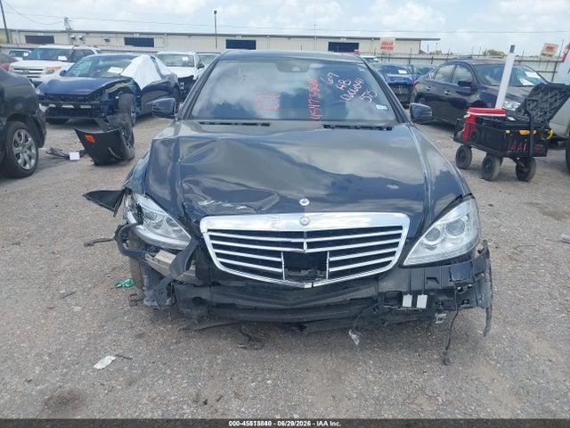 2013 Mercedes-benz S 550 მანქანა იყიდება აუქციონზე, vin: WDDNG7DB1DA495756, აუქციონის ნომერი: 45518840