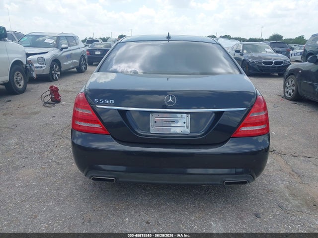 2013 Mercedes-benz S 550 მანქანა იყიდება აუქციონზე, vin: WDDNG7DB1DA495756, აუქციონის ნომერი: 45518840
