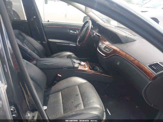 2013 Mercedes-benz S 550 მანქანა იყიდება აუქციონზე, vin: WDDNG7DB1DA495756, აუქციონის ნომერი: 45518840