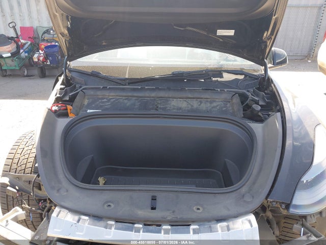 Продажа на аукционе авто 2023 Tesla Model Y Awd/long Range Dual Motor All-wheel Drive, vin: 7SAYGAEE6PF767147, номер лота: 45518855