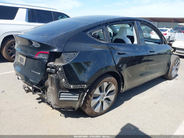 Продажа на аукционе авто 2023 Tesla Model Y Awd/long Range Dual Motor All-wheel Drive, vin: 7SAYGAEE6PF767147, номер лота: 45518855