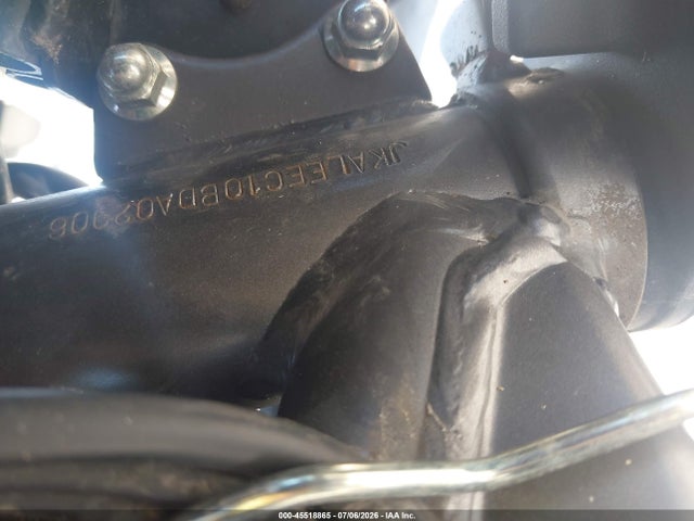 2011 Kawasaki Le650 C მანქანა იყიდება აუქციონზე, vin: JKALEEC10BDA02906, აუქციონის ნომერი: 45518865