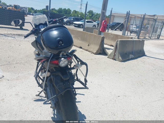 45518865 :رقم المزاد ، JKALEEC10BDA02906 vin ، 2011 Kawasaki Le650 C مزاد بيع