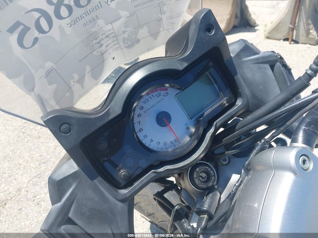 45518865 :رقم المزاد ، JKALEEC10BDA02906 vin ، 2011 Kawasaki Le650 C مزاد بيع