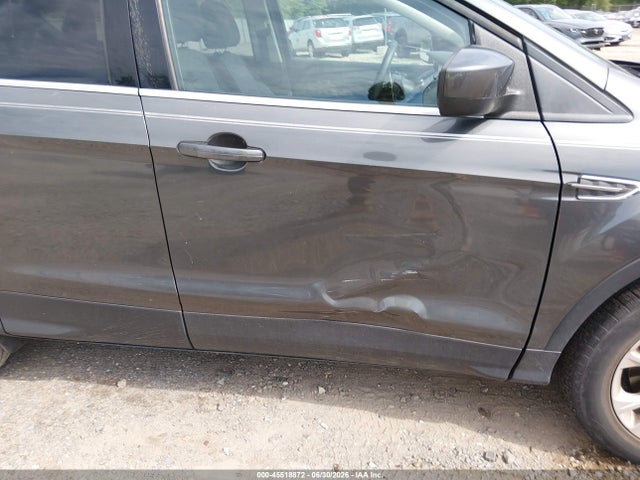 2017 Ford Escape Se მანქანა იყიდება აუქციონზე, vin: 1FMCU9GD4HUC54986, აუქციონის ნომერი: 45518872