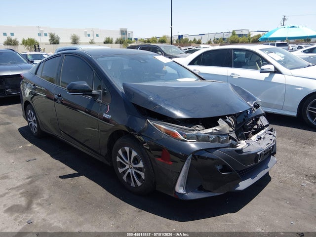 JTDKAMFP6M3167565 Toyota Prius Prime Xle