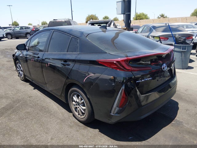 JTDKAMFP6M3167565 Toyota Prius Prime Xle