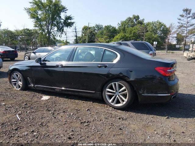 2016 Bmw 750i Xdrive მანქანა იყიდება აუქციონზე, vin: WBA7F2C58GG421060, აუქციონის ნომერი: 45518898