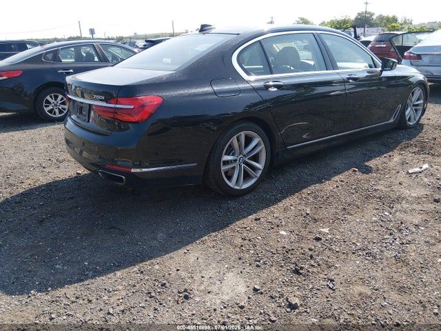 2016 Bmw 750i Xdrive მანქანა იყიდება აუქციონზე, vin: WBA7F2C58GG421060, აუქციონის ნომერი: 45518898