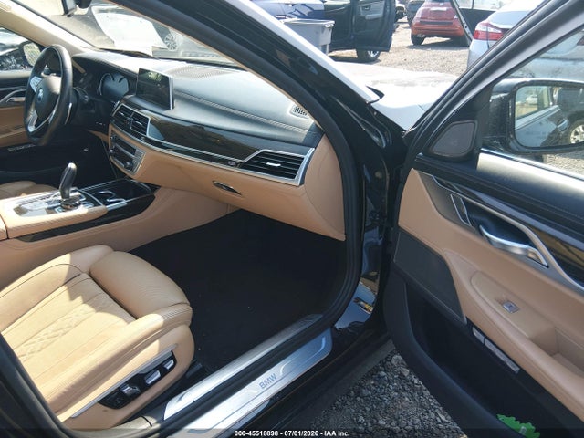 2016 Bmw 750i Xdrive მანქანა იყიდება აუქციონზე, vin: WBA7F2C58GG421060, აუქციონის ნომერი: 45518898