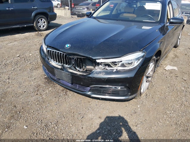 2016 Bmw 750i Xdrive მანქანა იყიდება აუქციონზე, vin: WBA7F2C58GG421060, აუქციონის ნომერი: 45518898