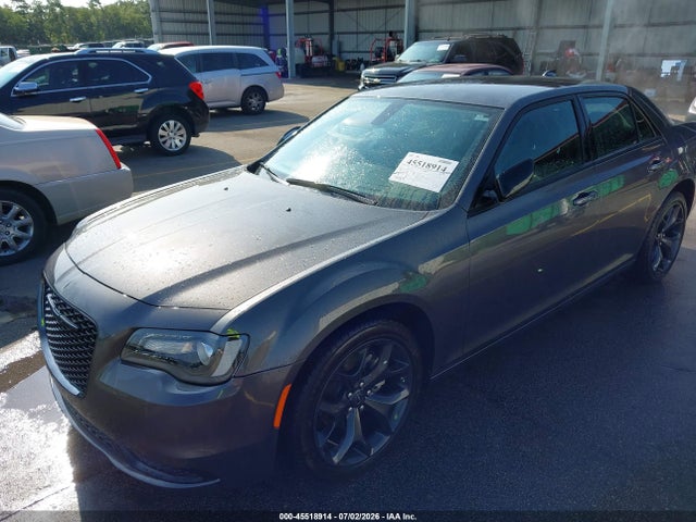 2023 Chrysler 300 Touring მანქანა იყიდება აუქციონზე, vin: 2C3CCAAG0PH706546, აუქციონის ნომერი: 45518914