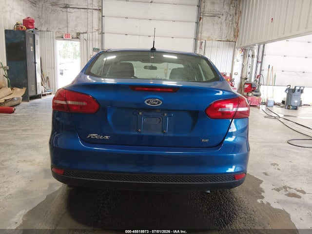 1FADP3F29JL329101 Ford FOCUS SE